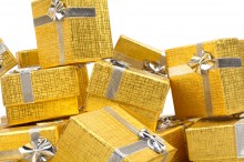 Content marketers should focus on mobile SEO as consumers use devices for shopping this holiday season.