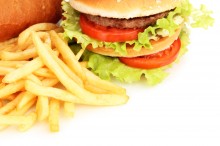 Consumers are turning to mobile to conduct search and read reviews about fast food joints, so marketers should get involved.